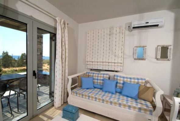 Aeolia Villas Карист Номер фото
