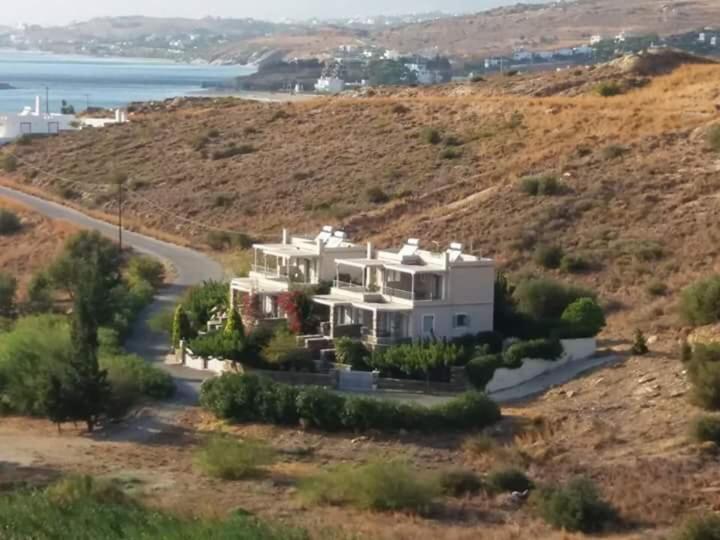 Aeolia Villas Карист Екстер'єр фото